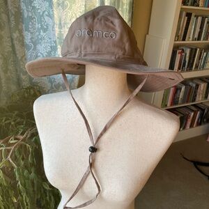Tan outdoors classic Booney hat
